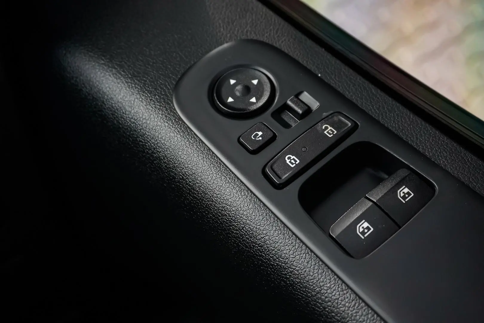 2023 Hyundai STARIA Gallery Image 21