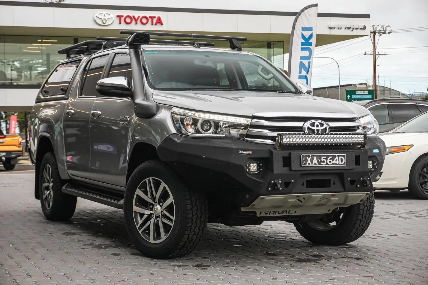 2018 Toyota Hilux Gallery Image 2