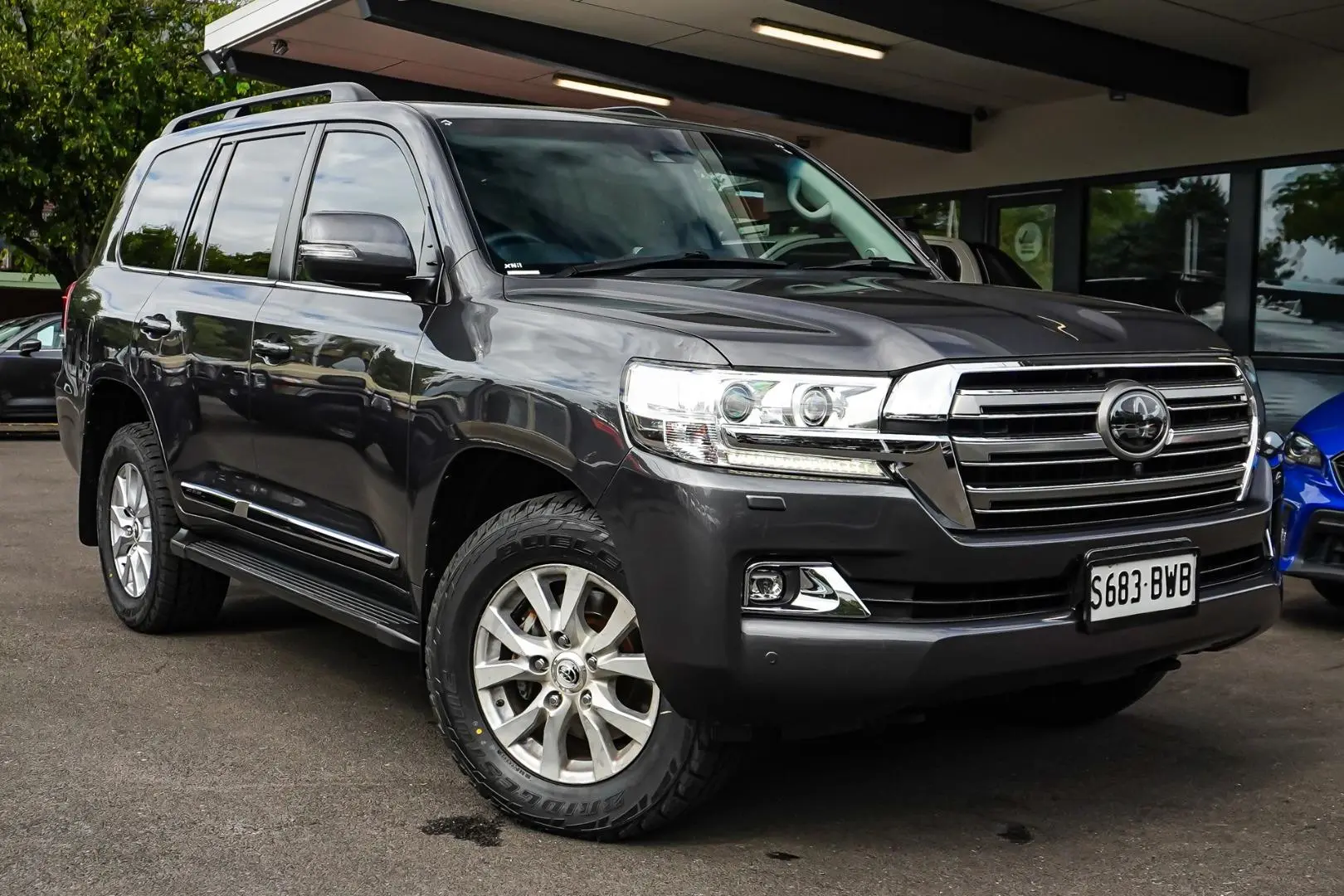 2018 Toyota Landcruiser Gallery Image 2