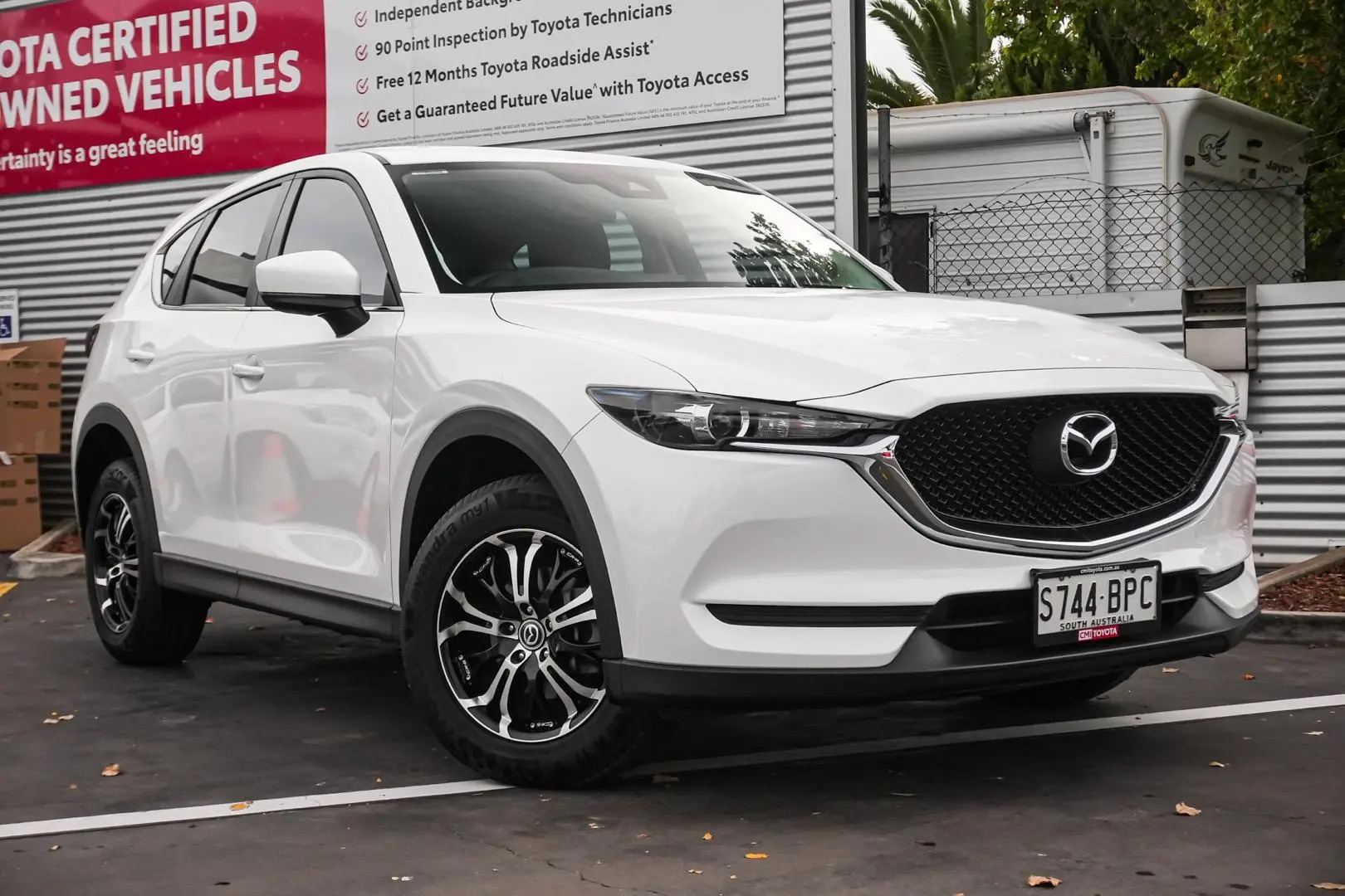 2017 Mazda CX-5 Gallery Image 2