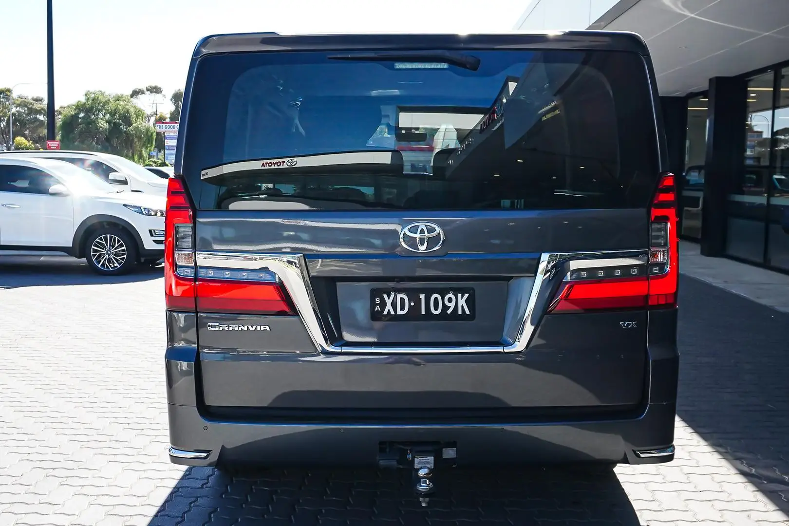 2019 Toyota Granvia Gallery Image 5