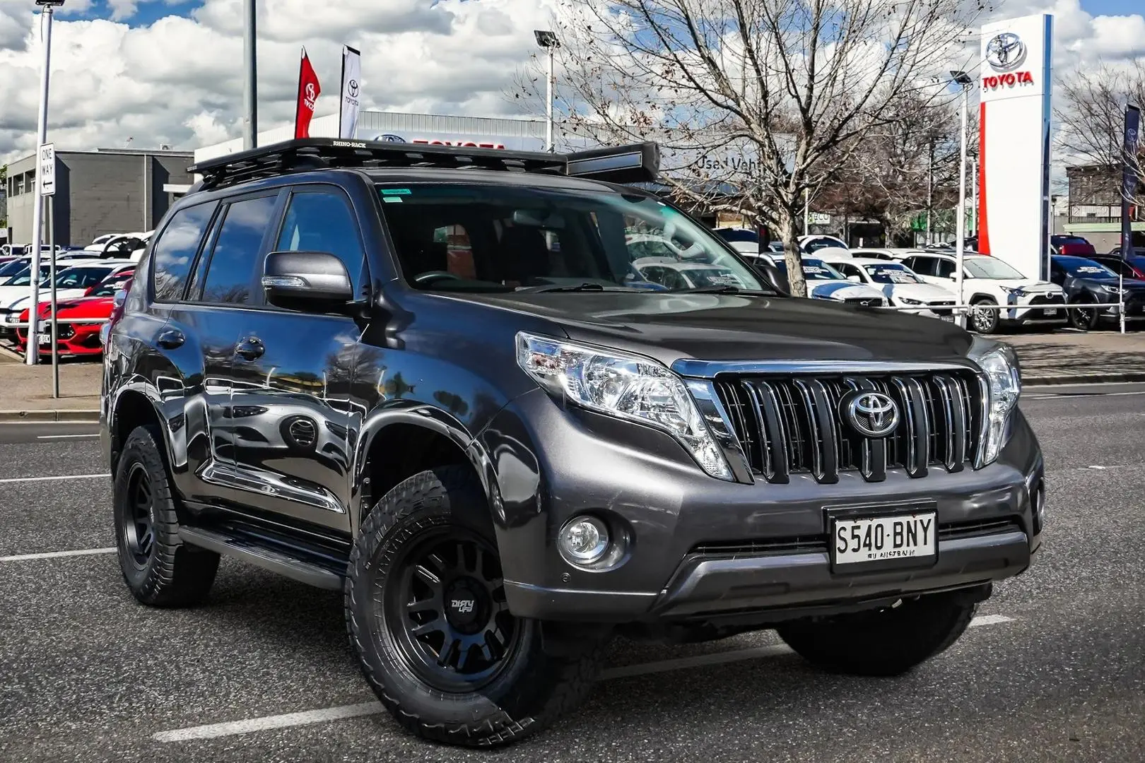 2017 Toyota Landcruiser Prado Gallery Image 1
