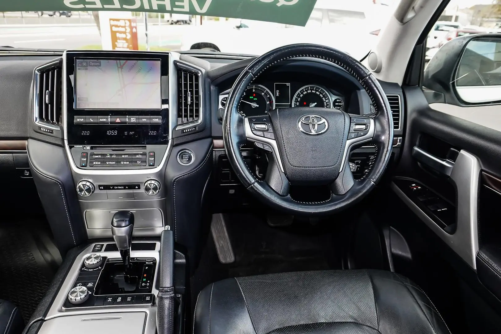 2019 Toyota Landcruiser Gallery Image 10