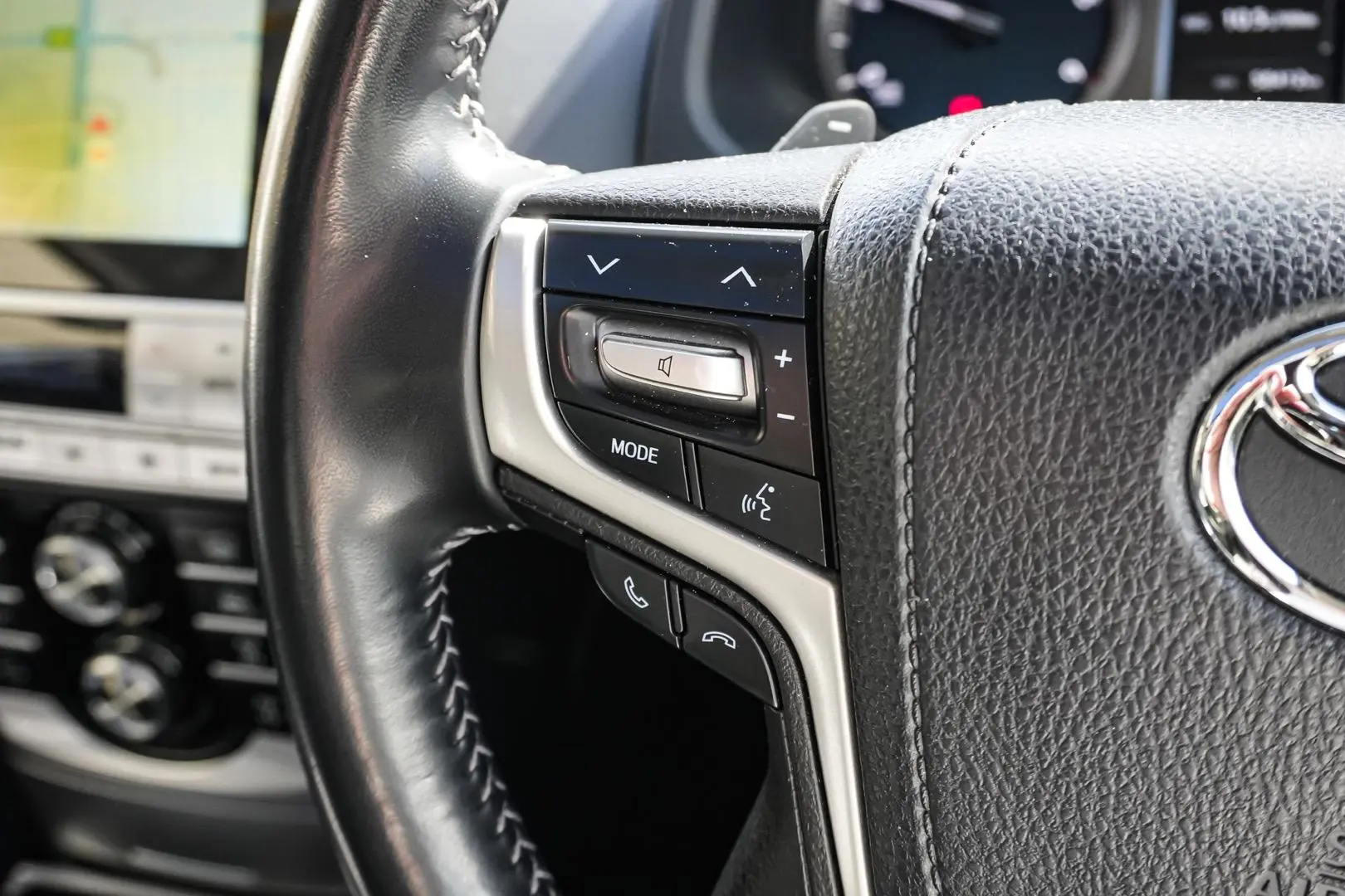 2021 Toyota Landcruiser Prado Gallery Image 19