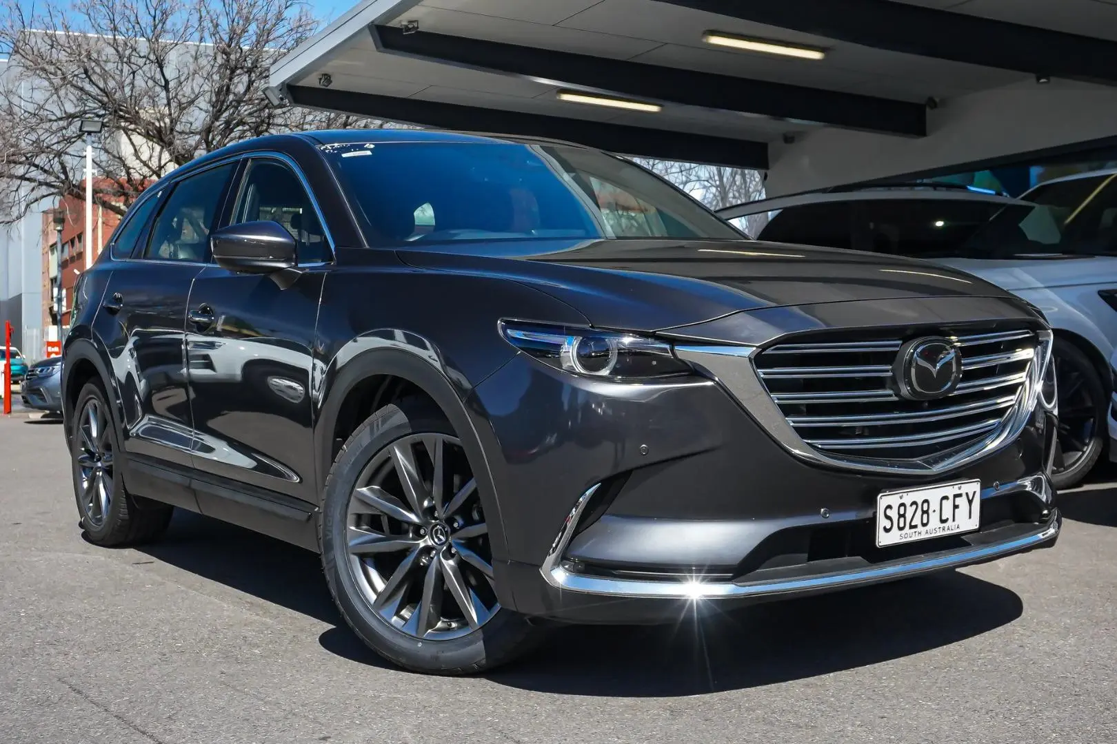 2020 Mazda CX-9 Gallery Image 2