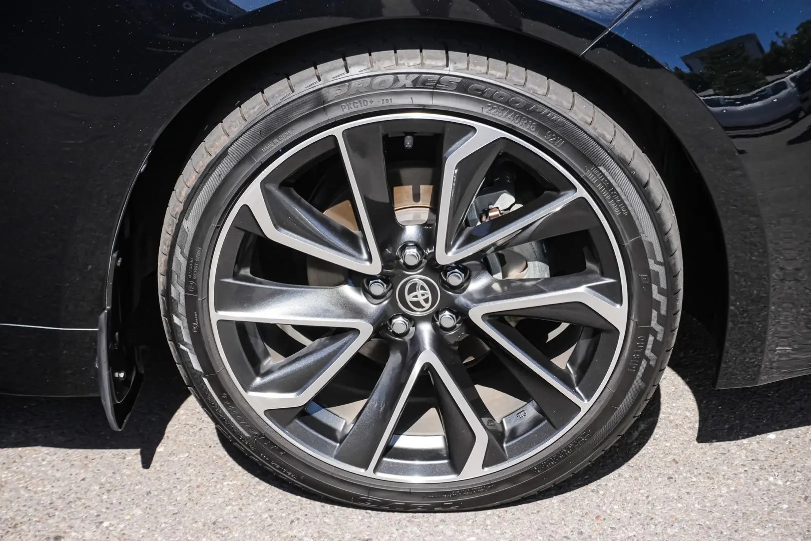 2020 Toyota Corolla Gallery Image 13