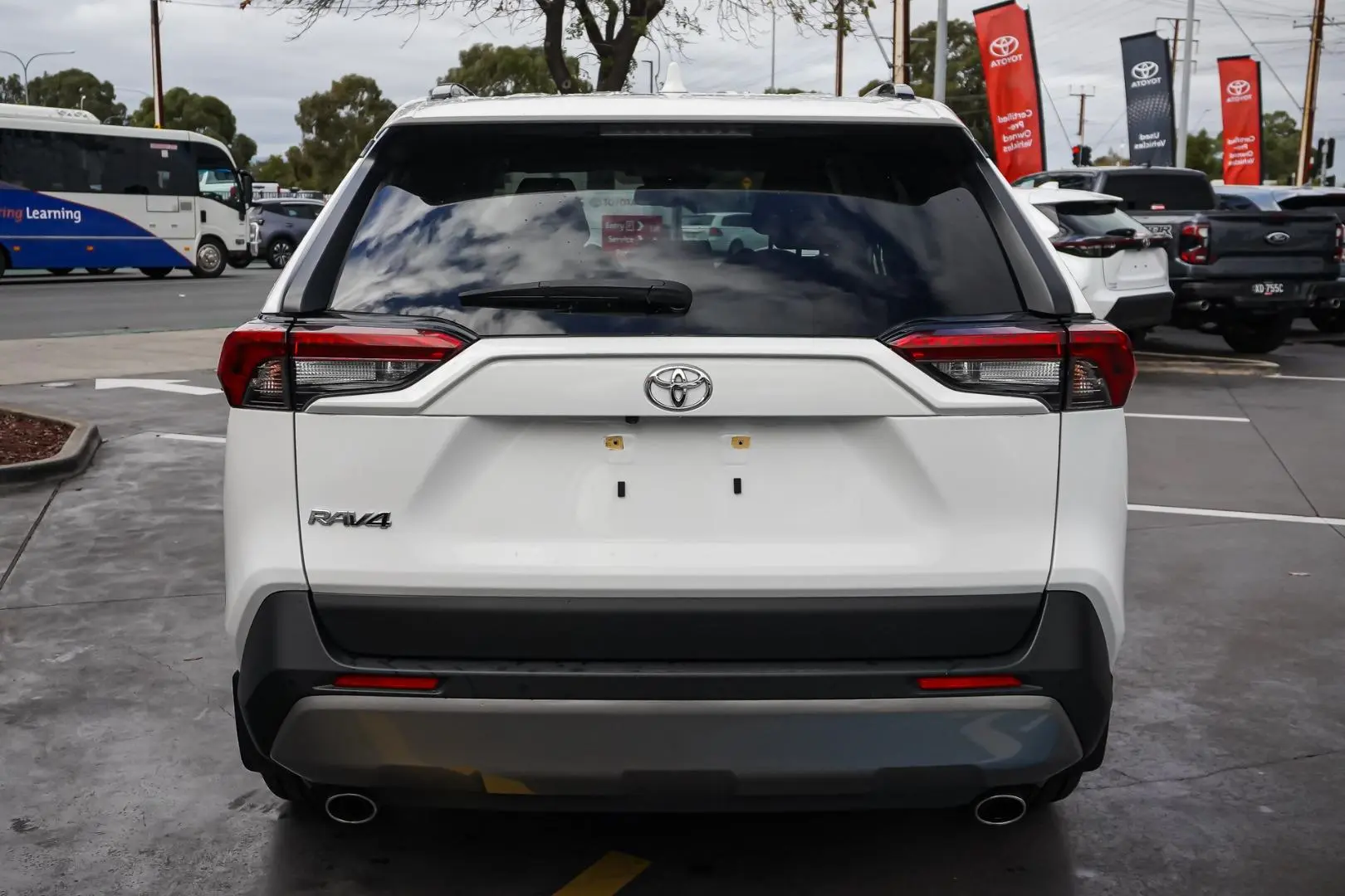 2024 Toyota RAV4 Gallery Image 6
