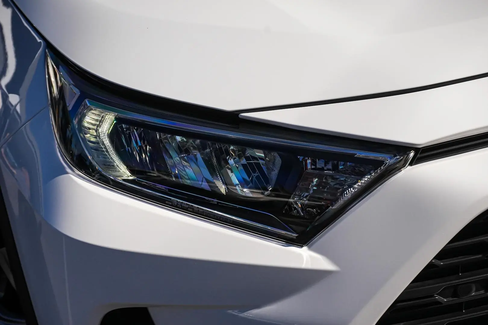 2022 Toyota RAV4 Gallery Image 7