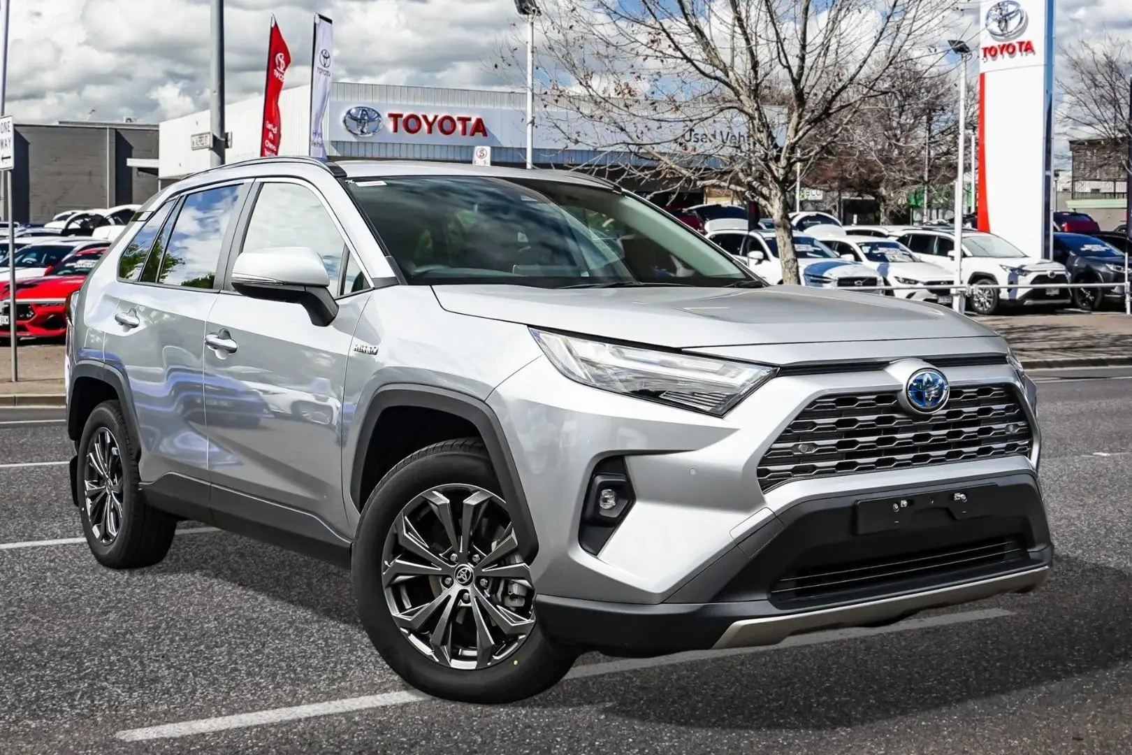 2022 Toyota RAV4 Gallery Image 1
