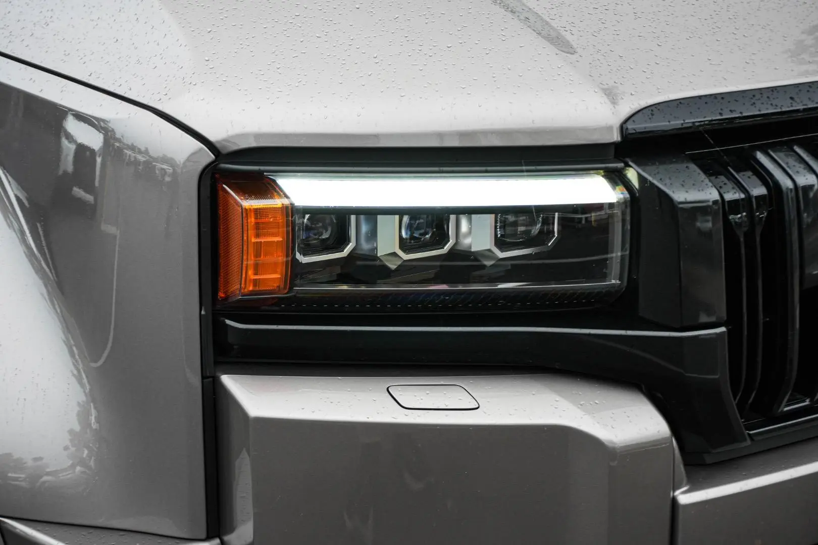 2024 Toyota Landcruiser Prado Gallery Image 7