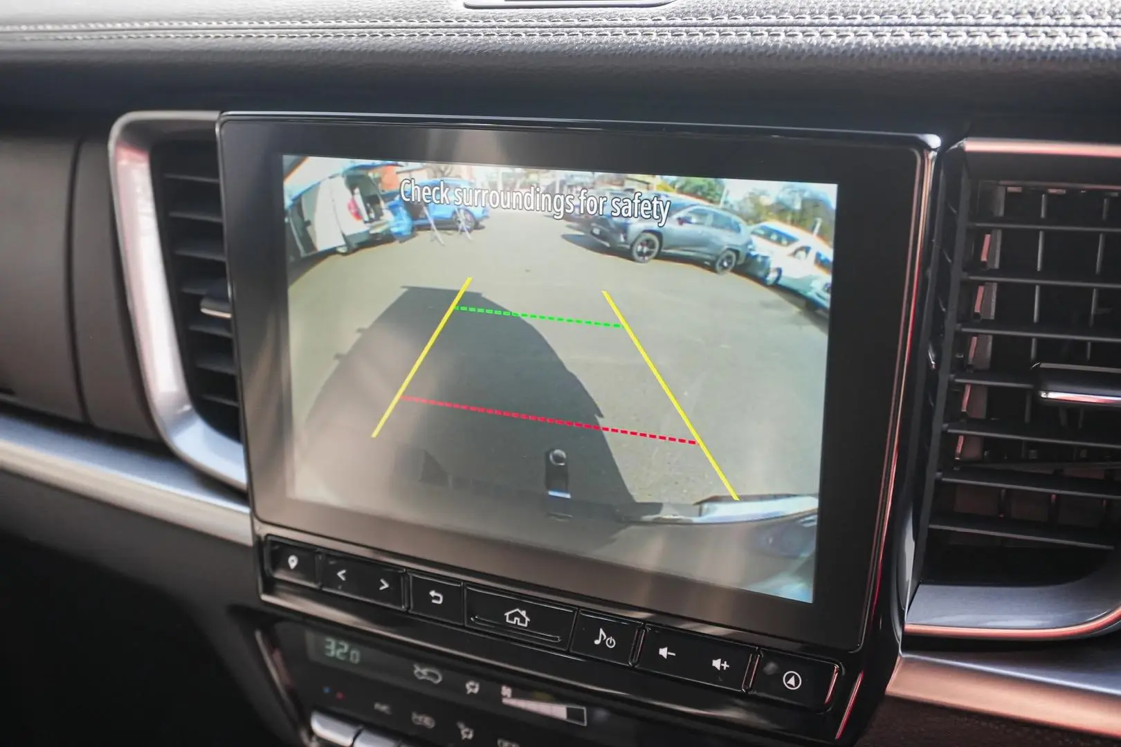 2022 Mazda BT-50 Gallery Image 22