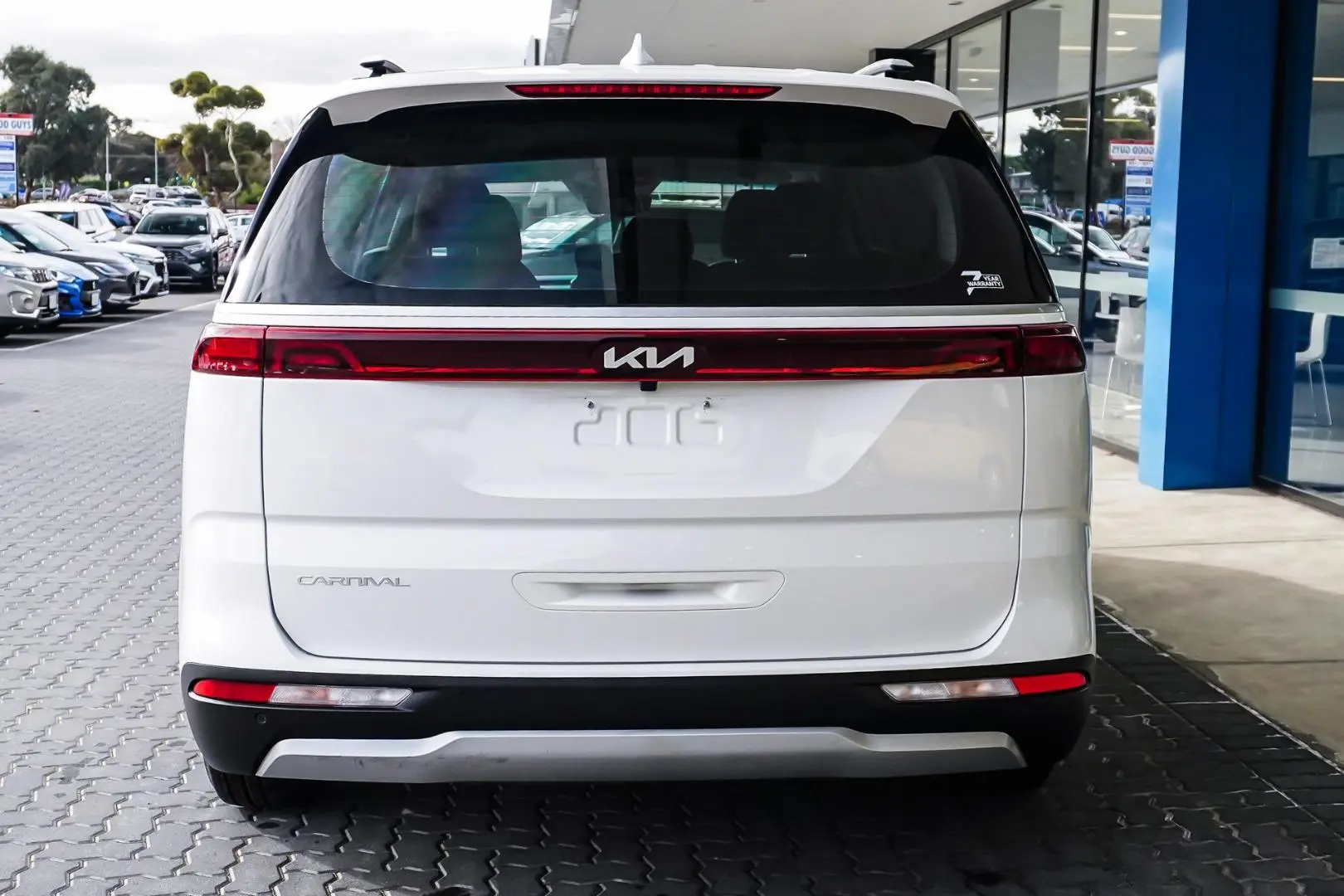 2023 Kia Carnival Gallery Image 5