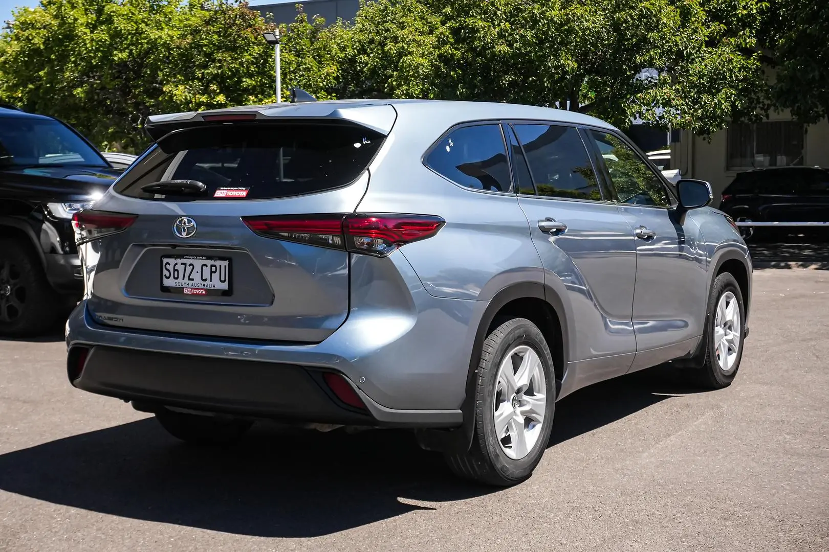 2022 Toyota Kluger Gallery Image 3