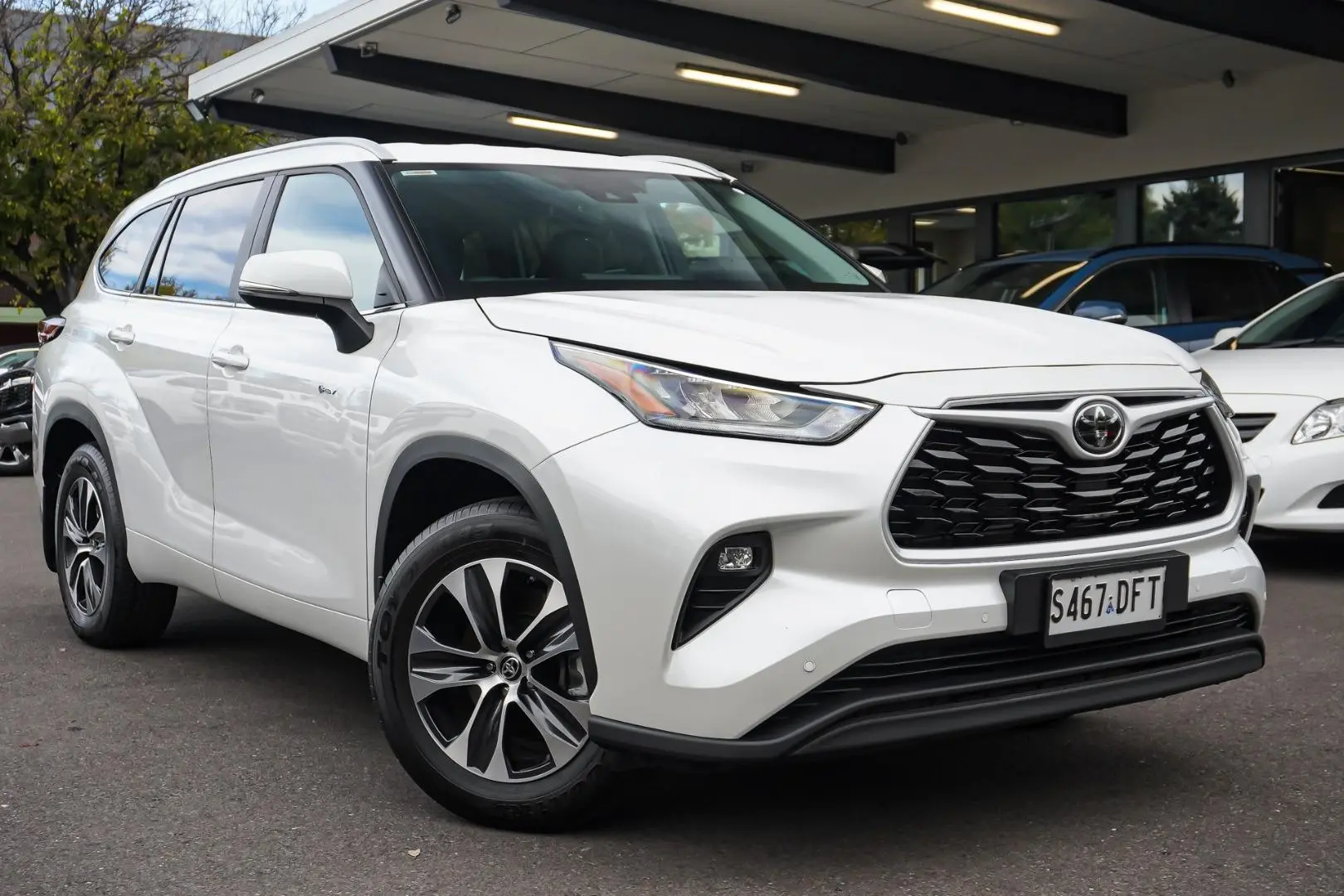 2025 Toyota Kluger Gallery Image 2
