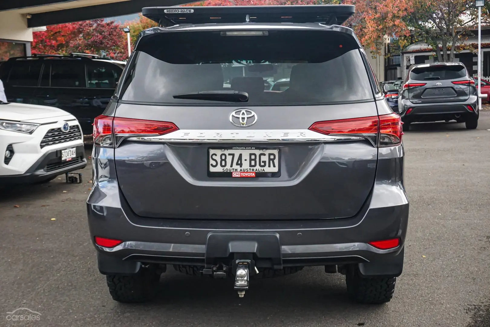 2015 Toyota Fortuner Image 6