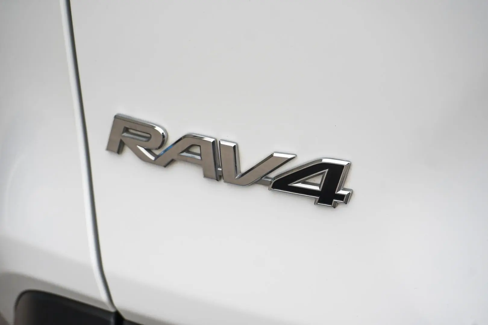 2024 Toyota RAV4 Gallery Image 15
