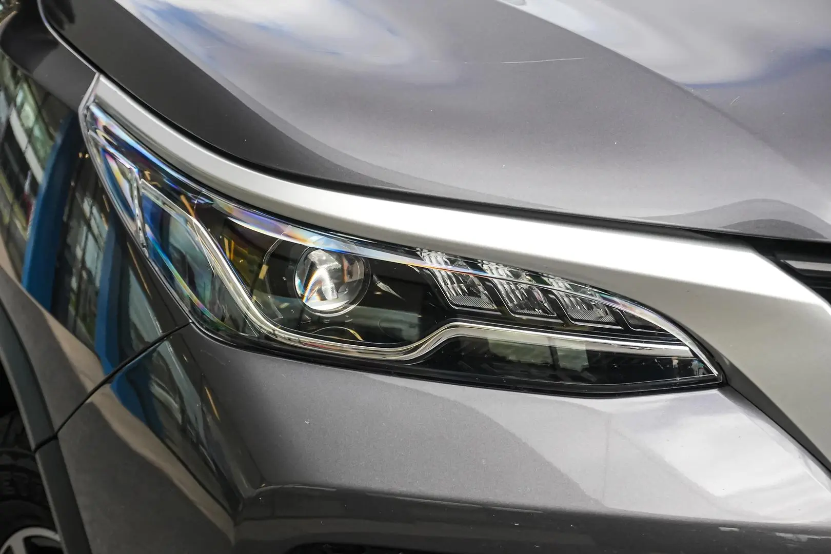 2021 Toyota Fortuner Gallery Image 12