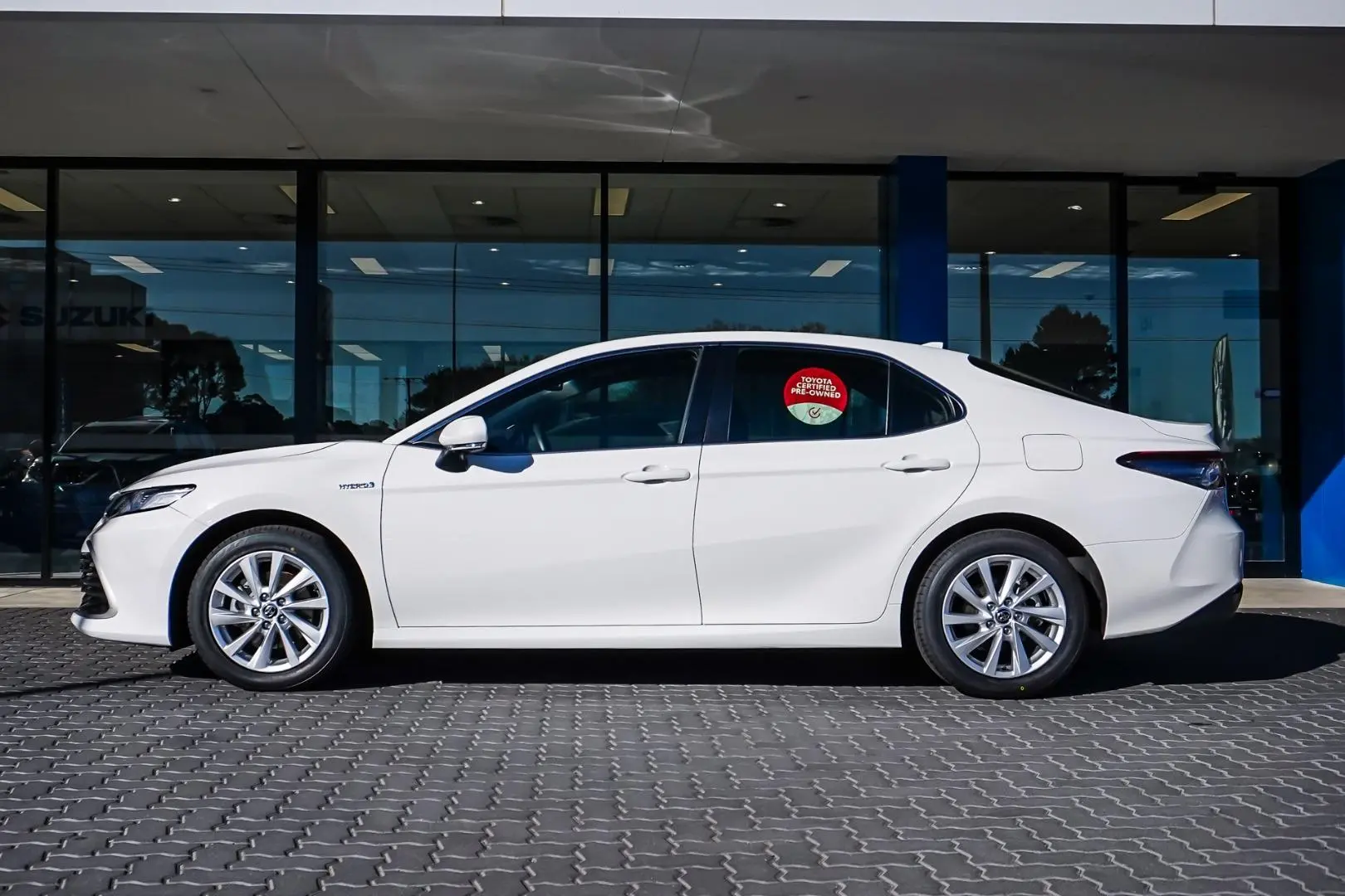2023 Toyota Camry Gallery Image 3