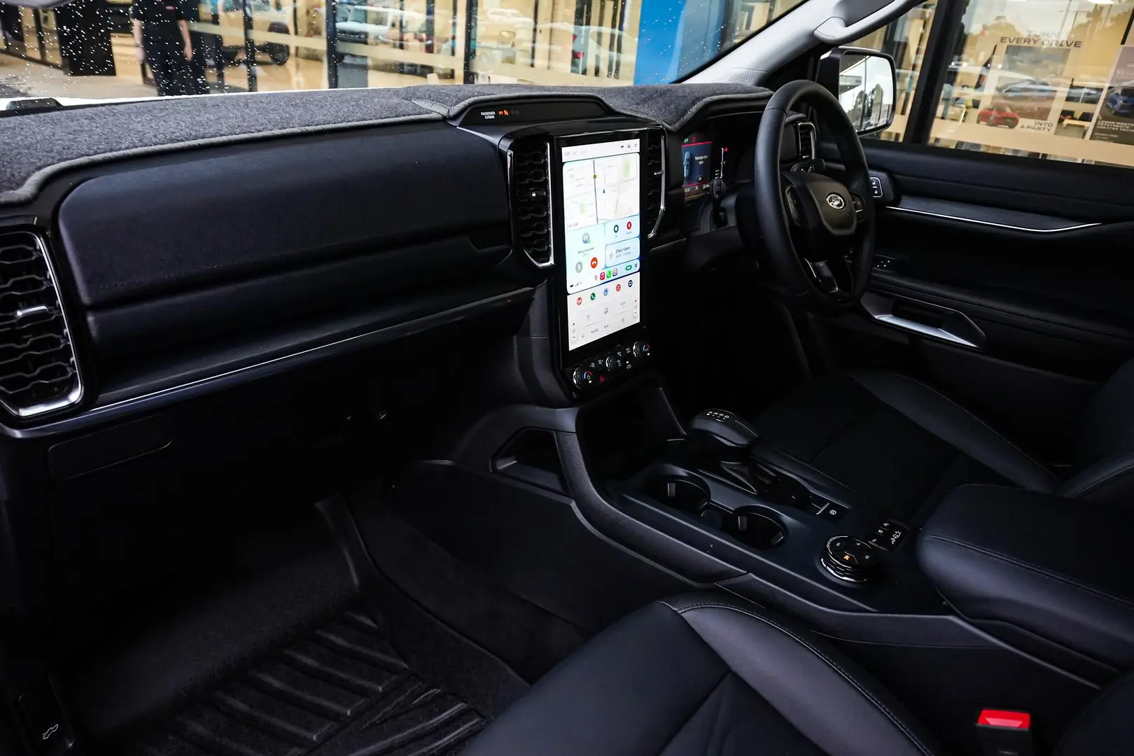 2024 Ford Everest Gallery Image 12