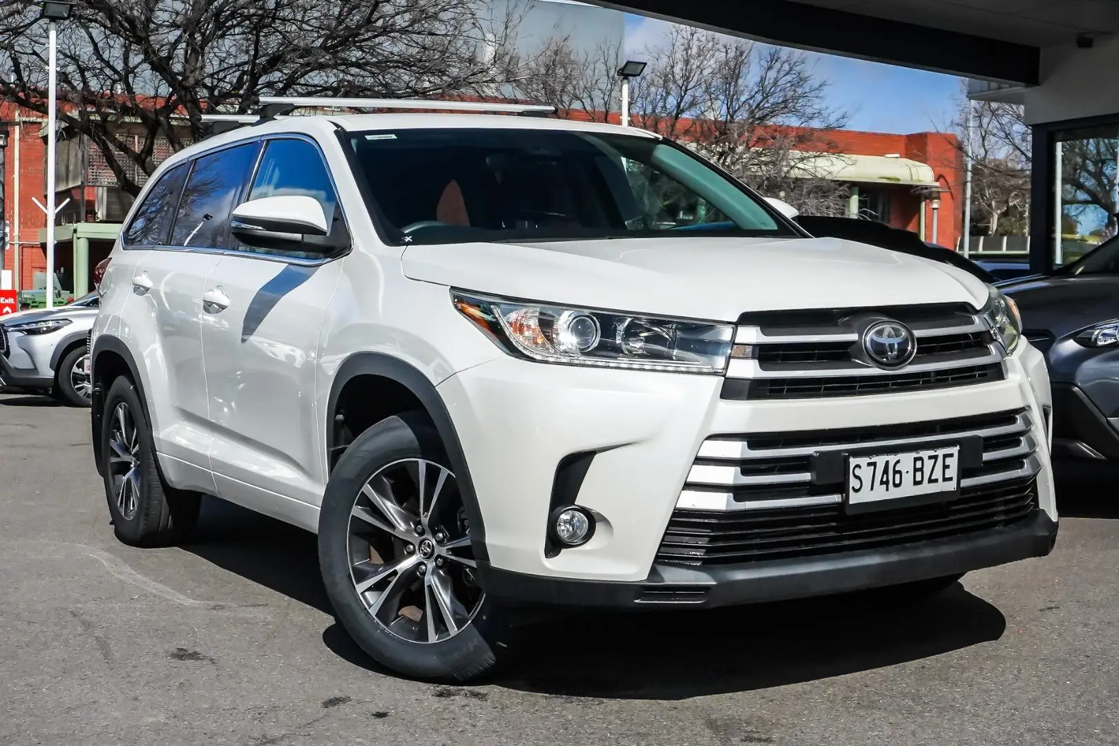 2018 Toyota Kluger Gallery Image 2