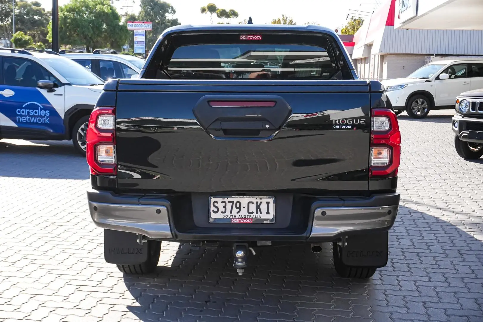 2022 Toyota Hilux Gallery Image 6