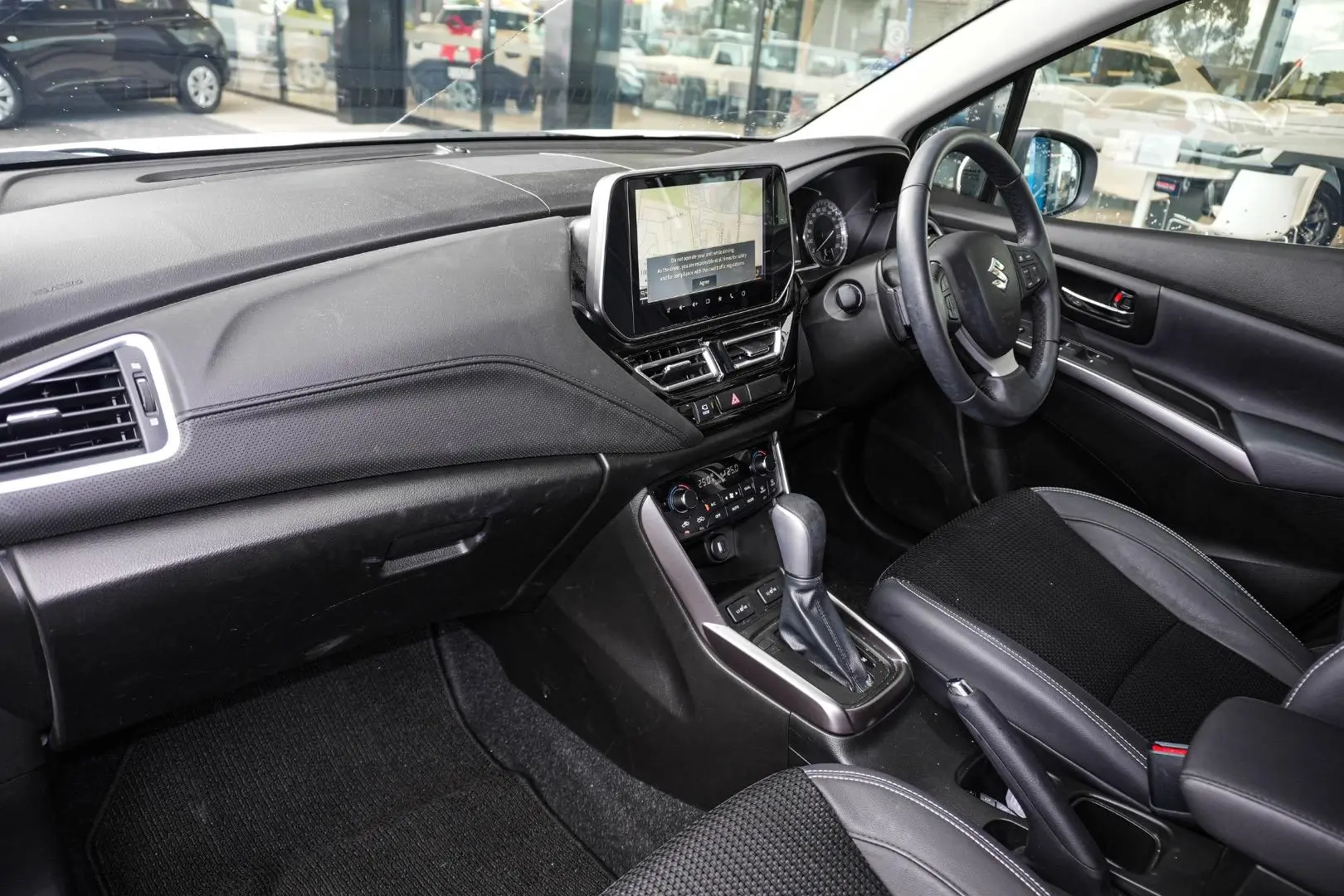 2023 Suzuki S-Cross Gallery Image 10