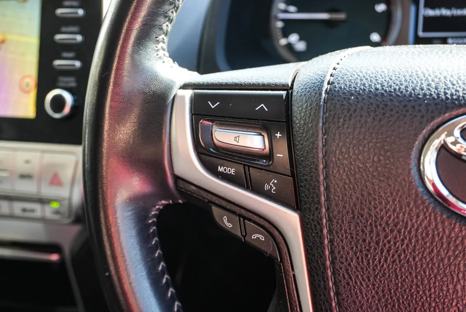 2021 Toyota Landcruiser Prado Gallery Image 19