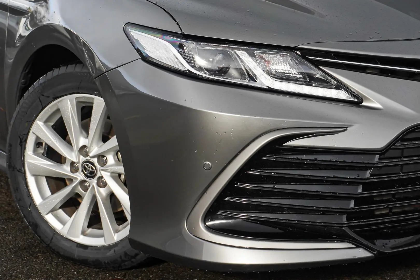 2022 Toyota Camry Gallery Image 11