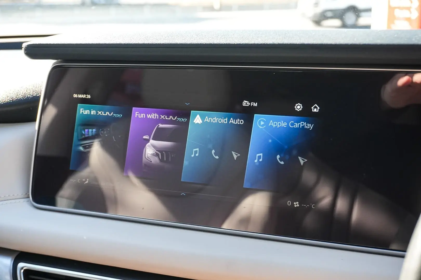 2023 Mahindra XUV700 Gallery Image 21