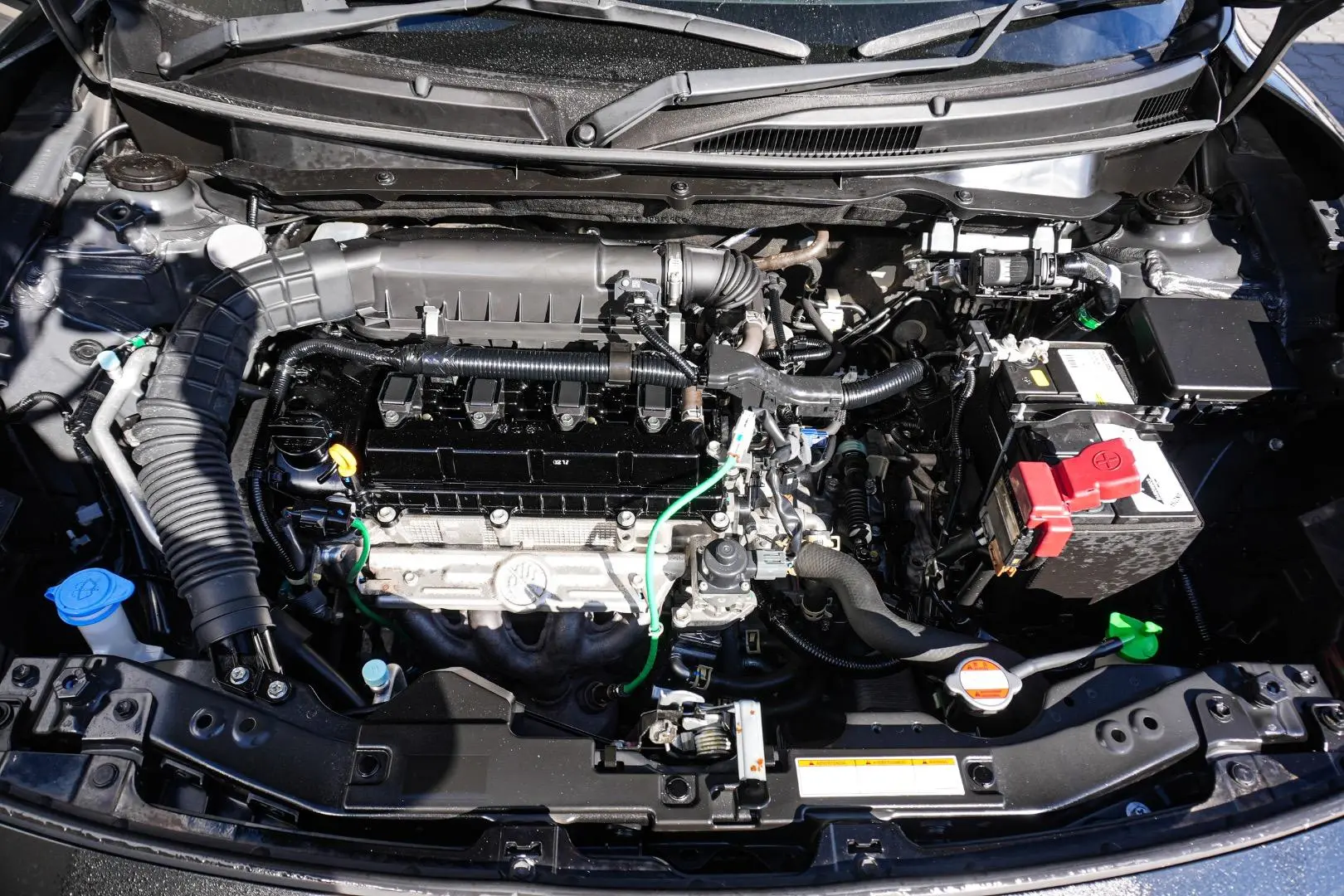 2020 Suzuki Swift Gallery Image 24