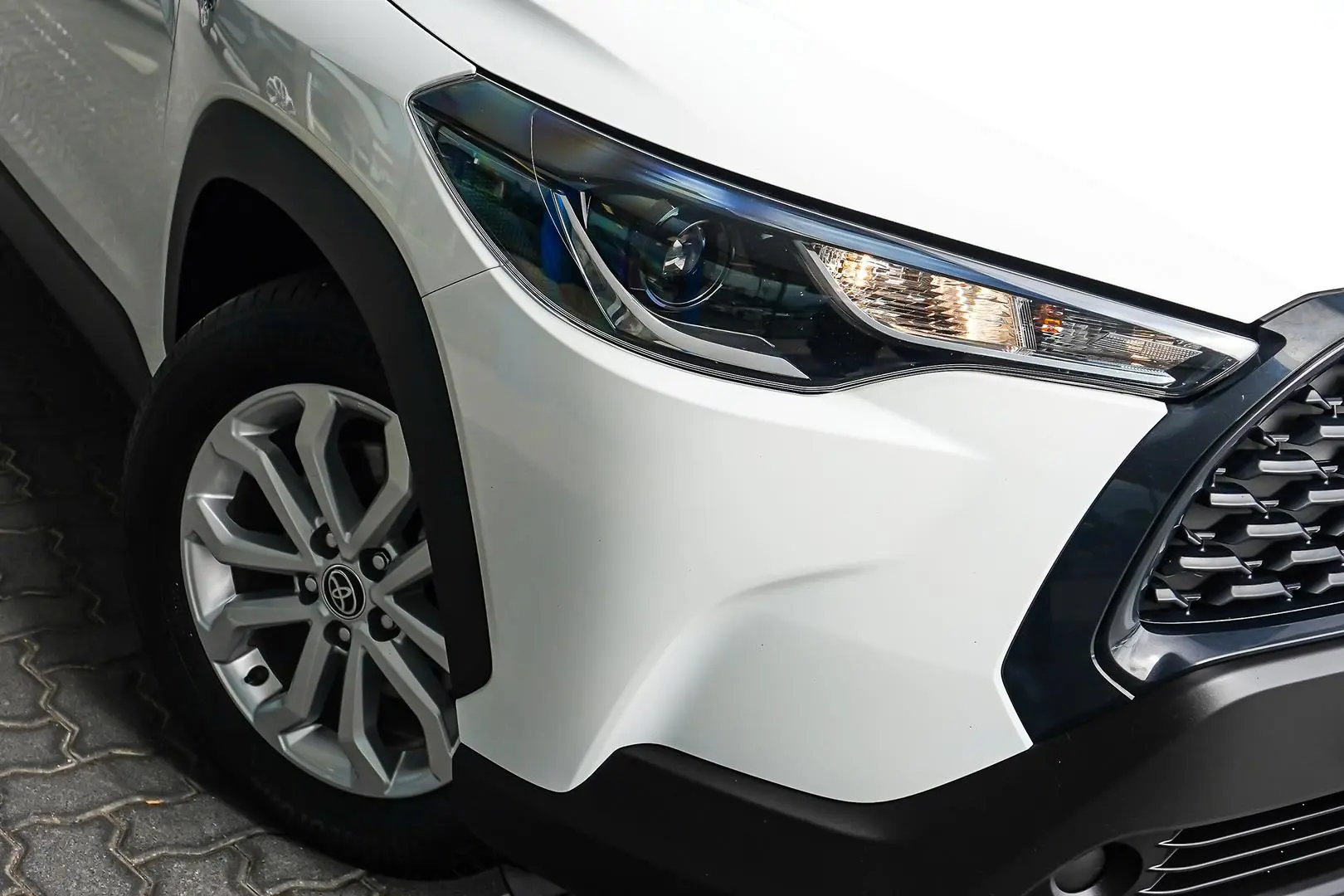 2023 Toyota Corolla Cross Gallery Image 12