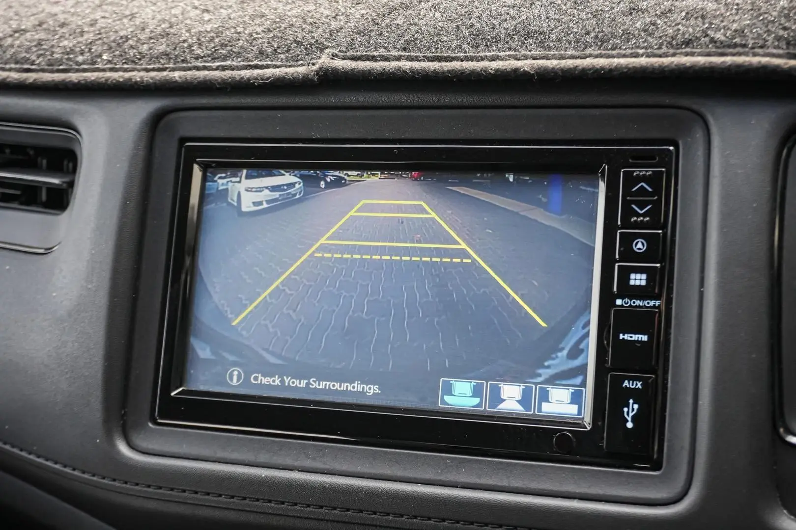 2017 Honda HR-V Gallery Image 21