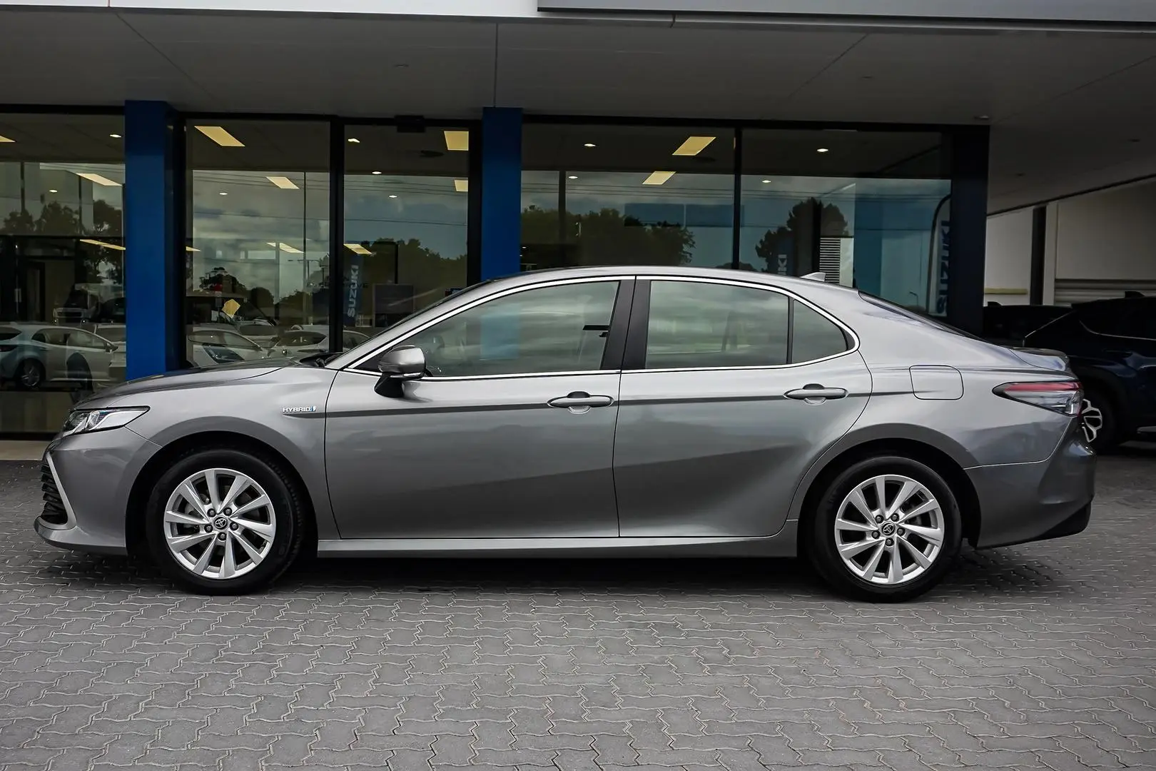 2023 Toyota Camry Gallery Image 4