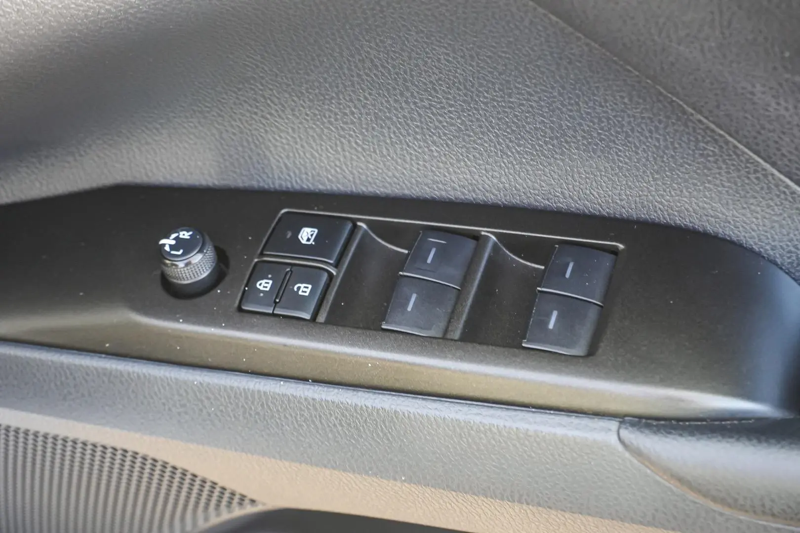 2024 Toyota Camry Gallery Image 19