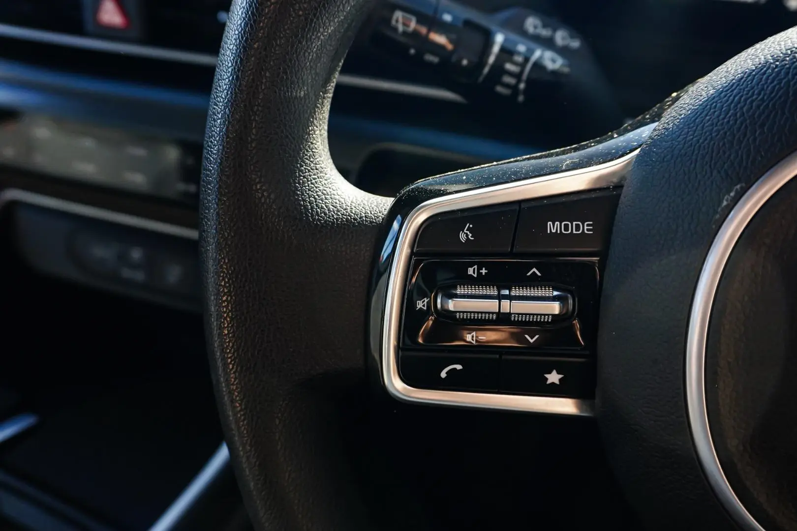 2024 Kia Carnival Gallery Image 19