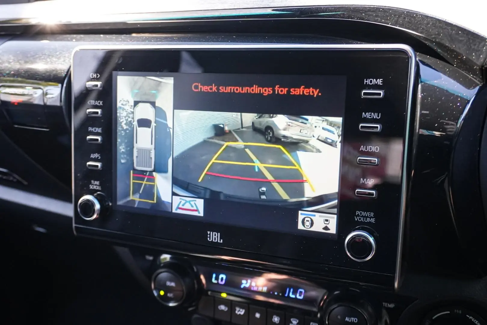 2024 Toyota Hilux Gallery Image 23