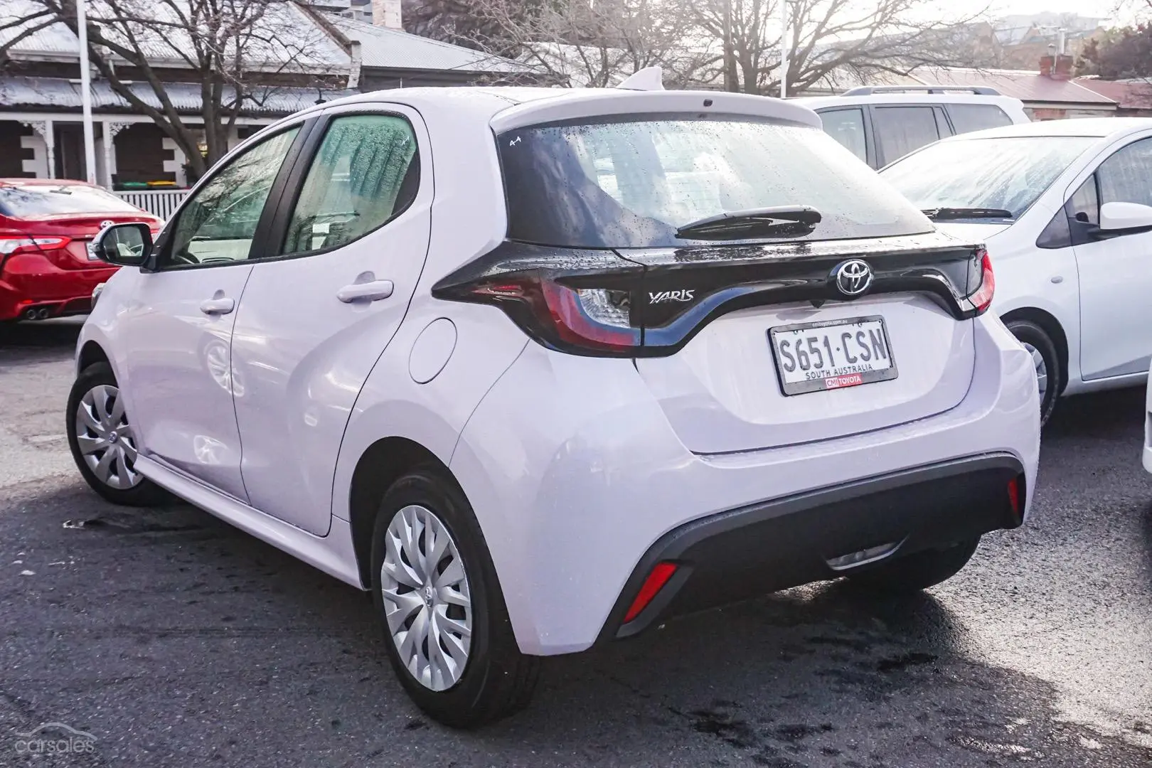 2022 Toyota Yaris Image 3