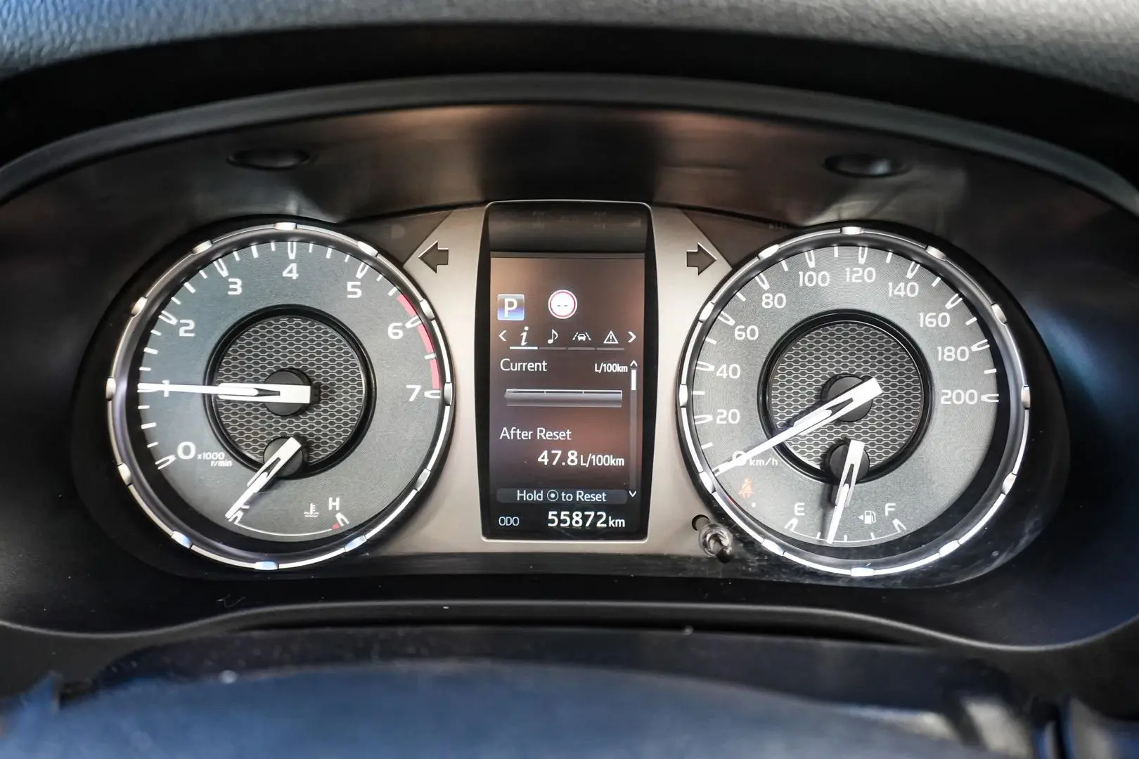 2021 Toyota Hilux Gallery Image 14