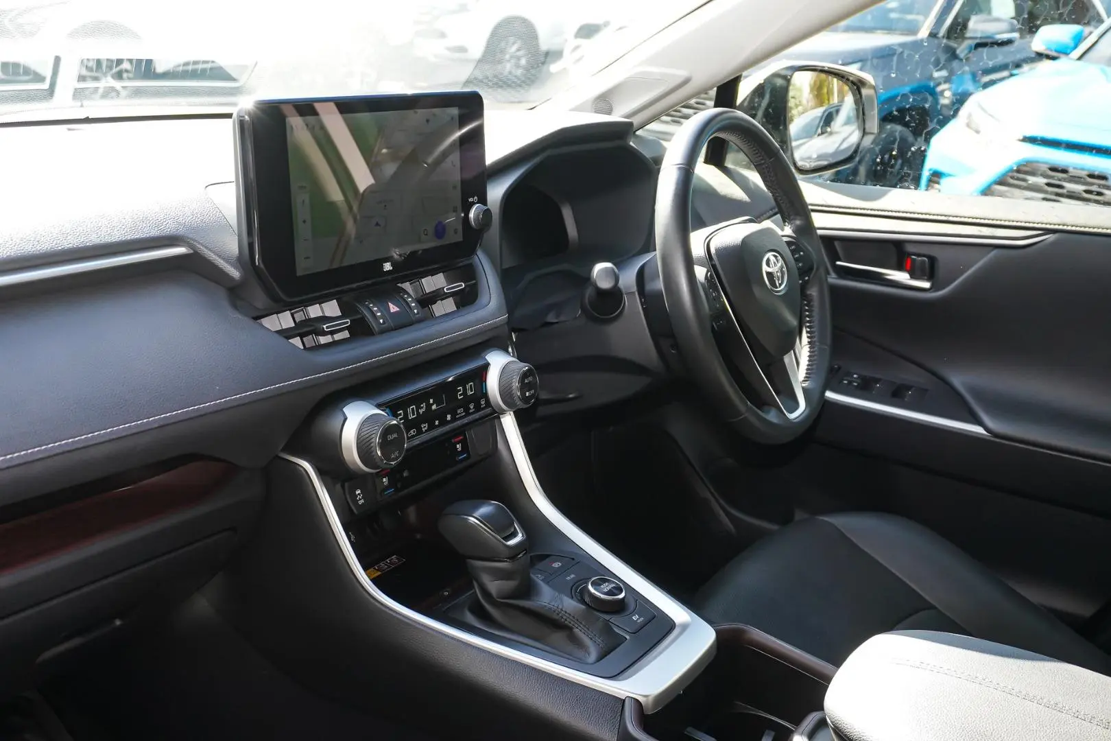 2024 Toyota RAV4 Gallery Image 10