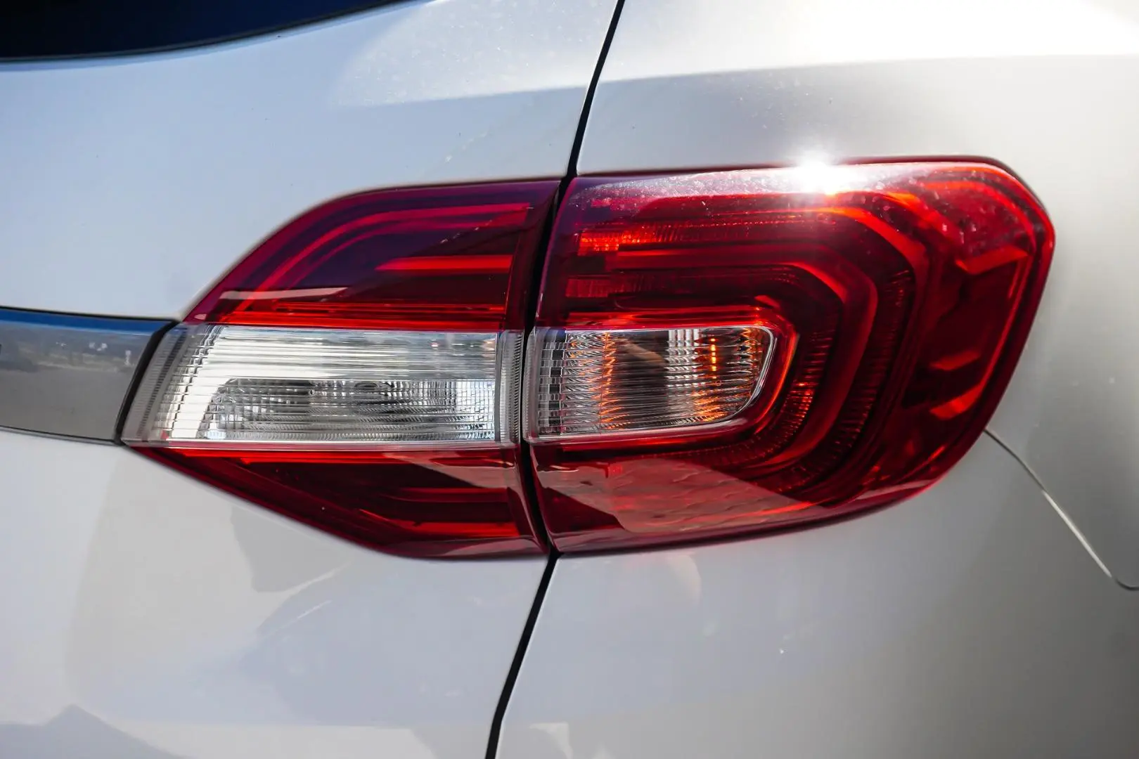 2018 Ford Everest Gallery Image 15