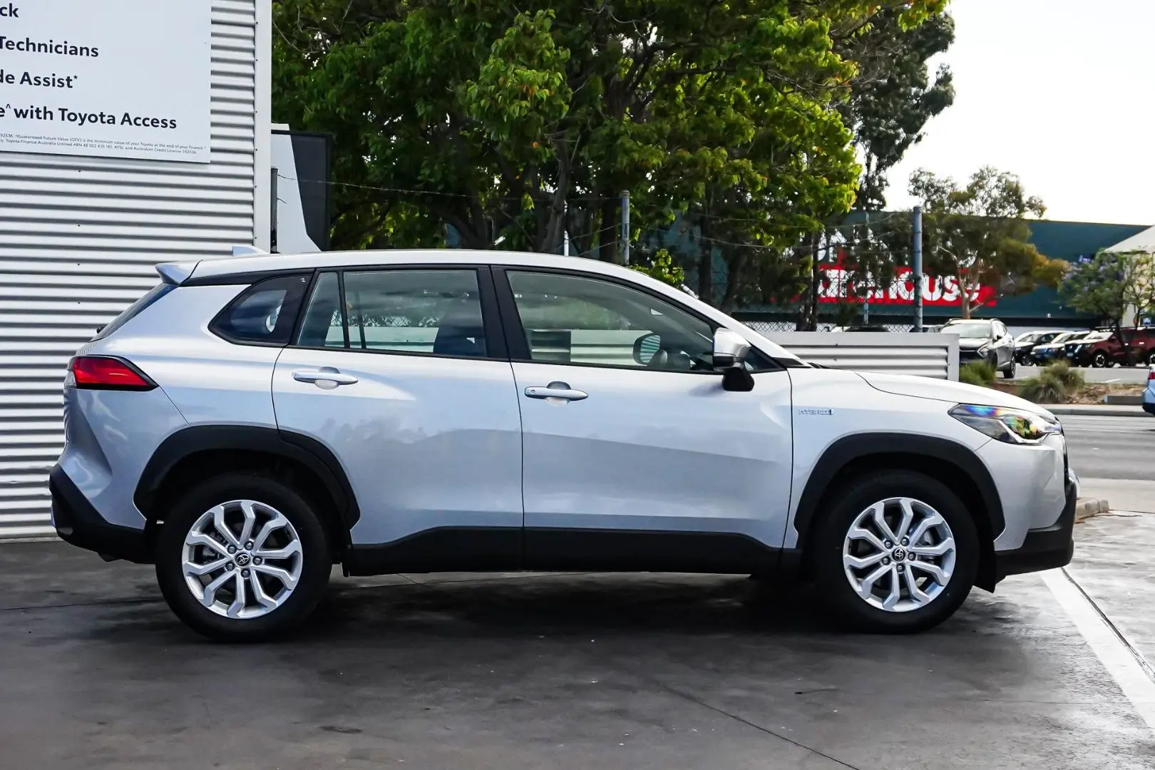 2023 Toyota Corolla Cross Gallery Image 4