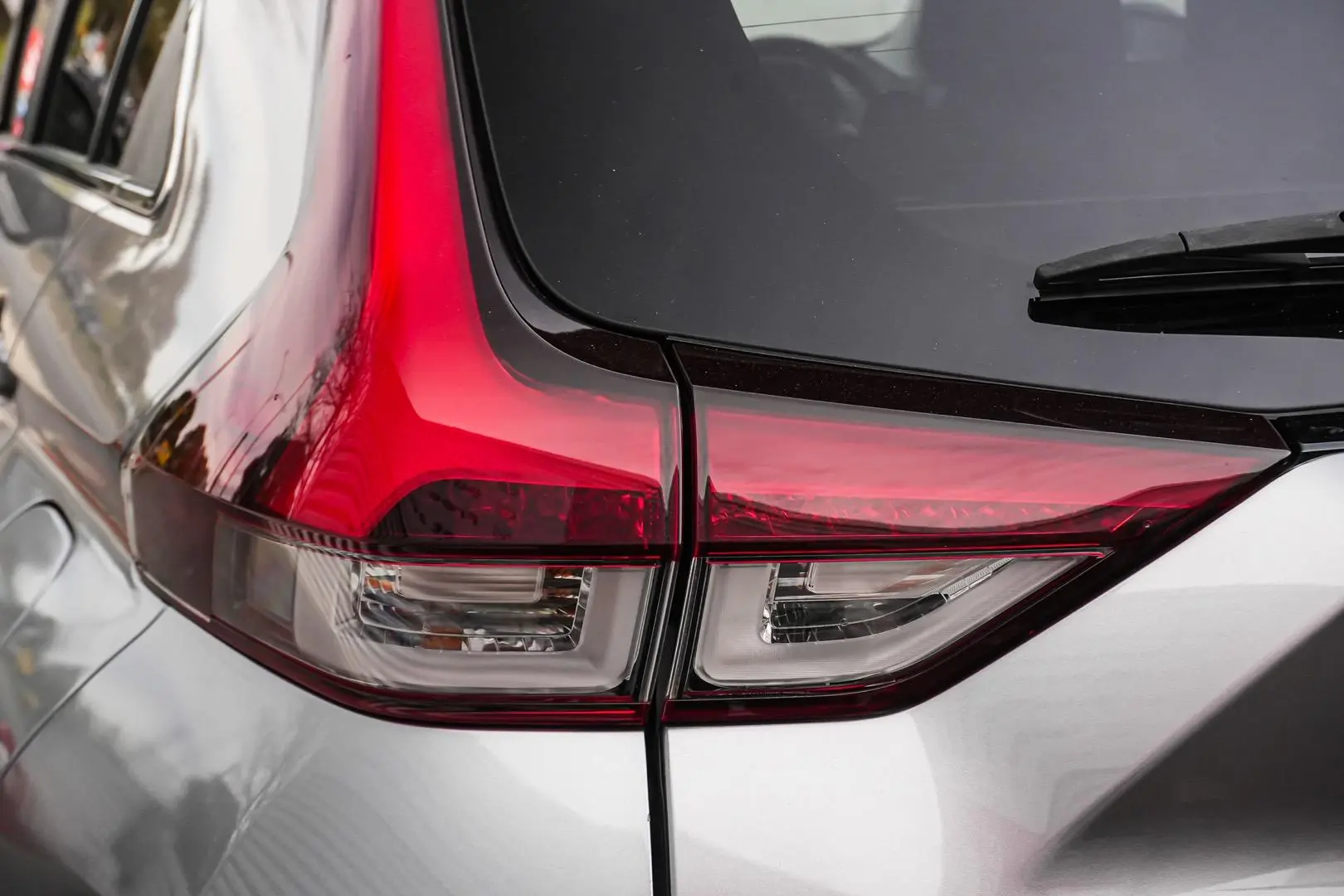 2020 Mitsubishi Eclipse Cross Gallery Image 14