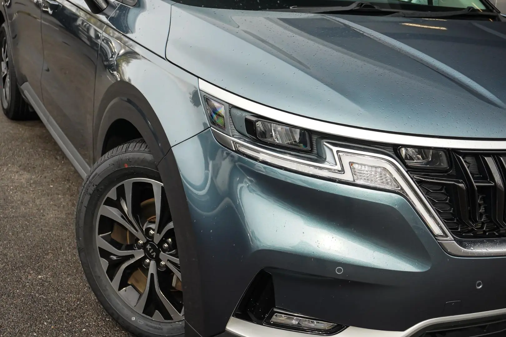 2021 Kia Carnival Gallery Image 11