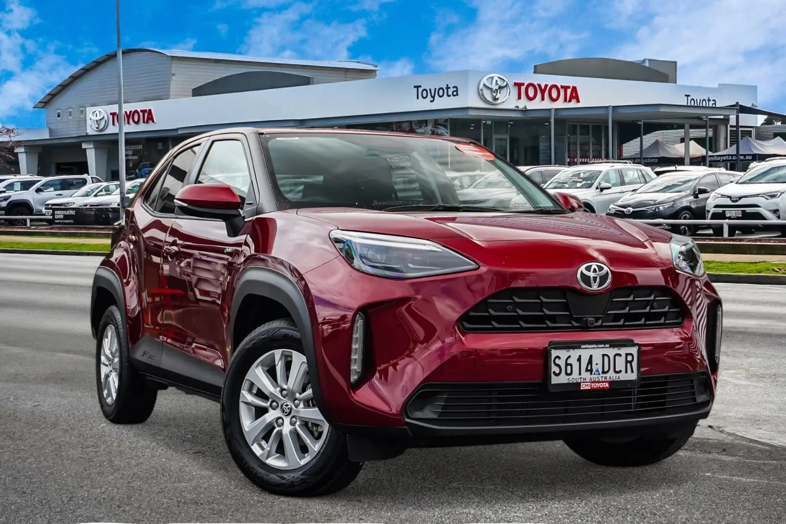 2024 Toyota Yaris Cross Gallery Image 1