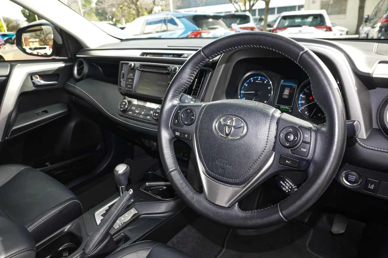 2016 Toyota RAV4 Gallery Image 7