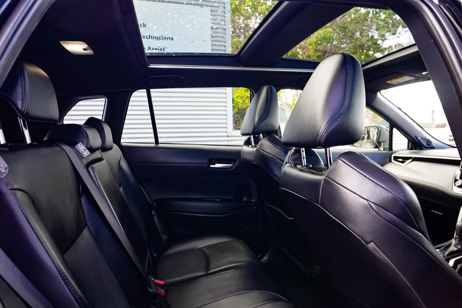 2024 Toyota Corolla Cross Gallery Image 9