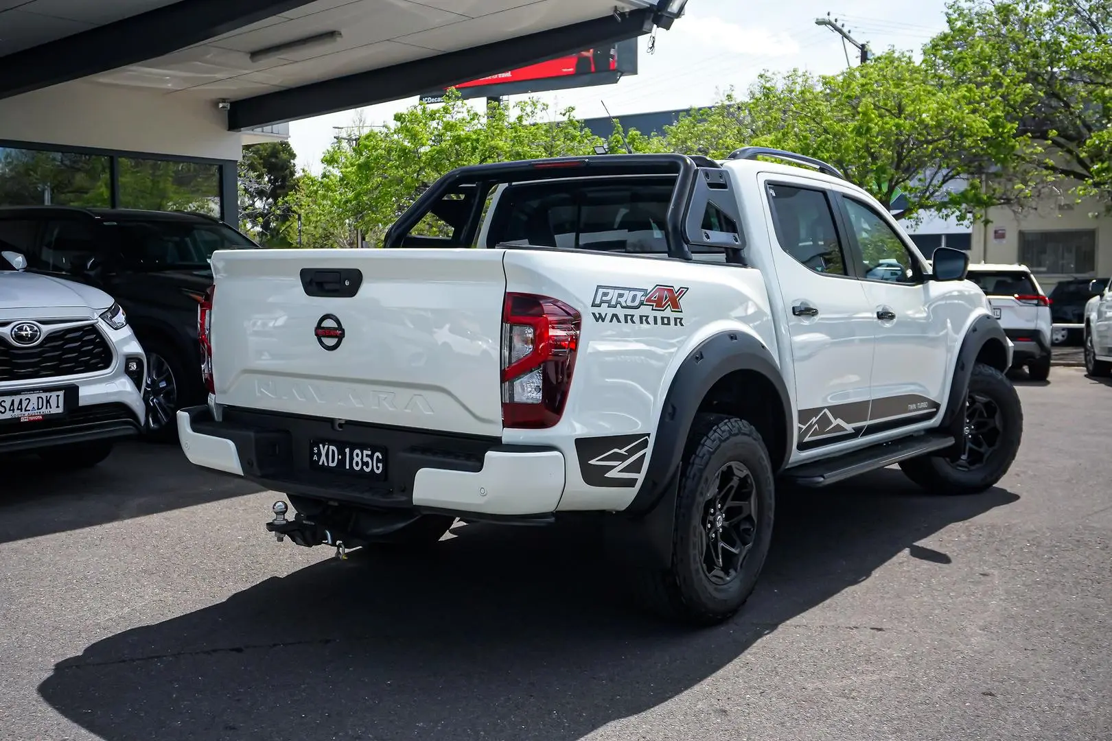 2023 Nissan Navara Gallery Image 3