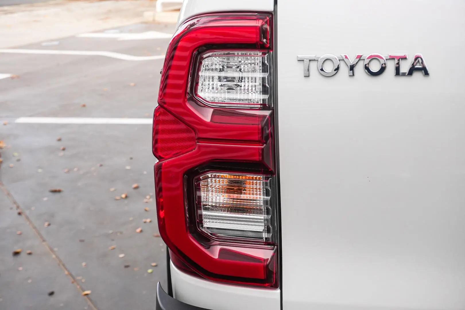 2024 Toyota Hilux Gallery Image 13