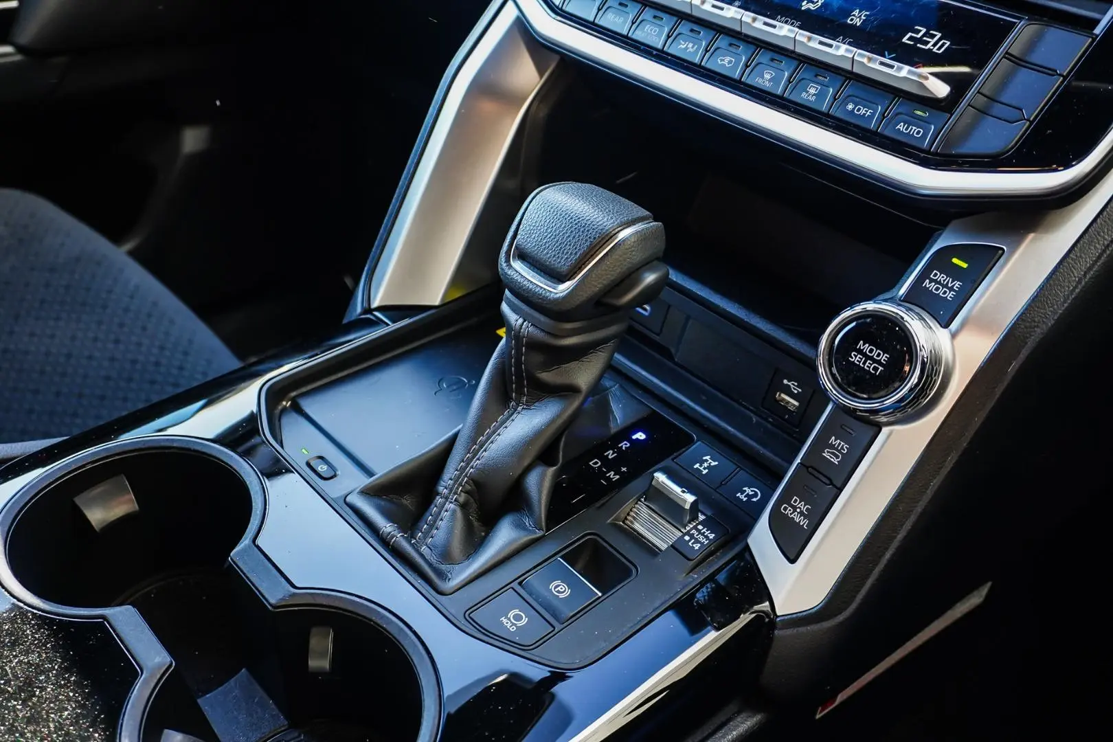 2022 Toyota Landcruiser Gallery Image 18