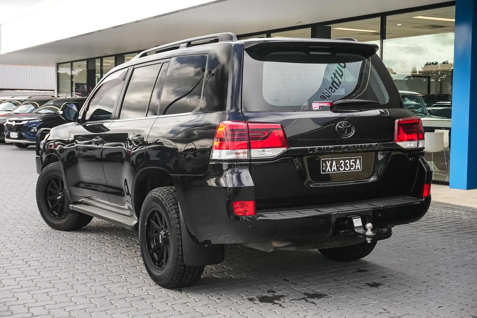 2017 Toyota Landcruiser Gallery Image 3